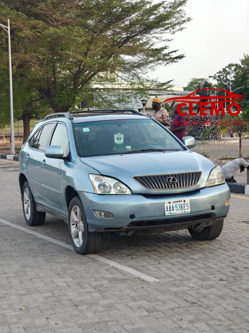 Auto dealer